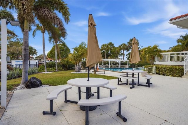 1802 MARINER DRIVE 30, Tarpon Springs, FL 34689