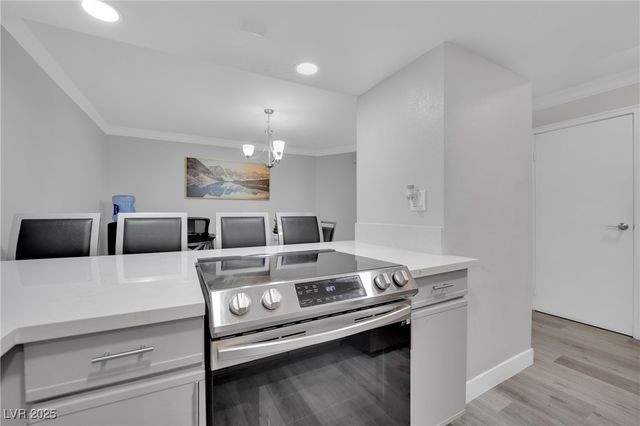 2080 Karen Avenue 1, Las Vegas, NV 89169