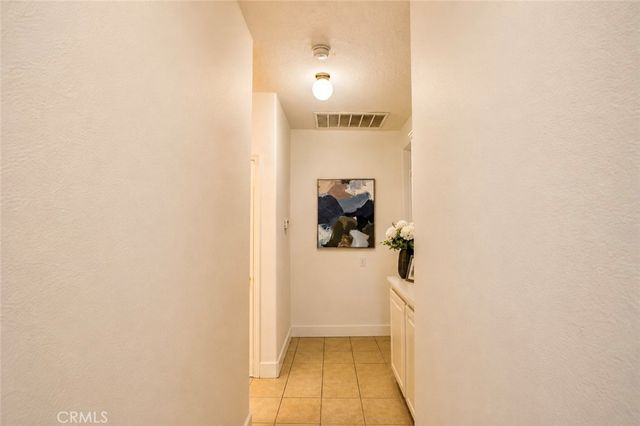 18376 Main, Hesperia, CA 92345