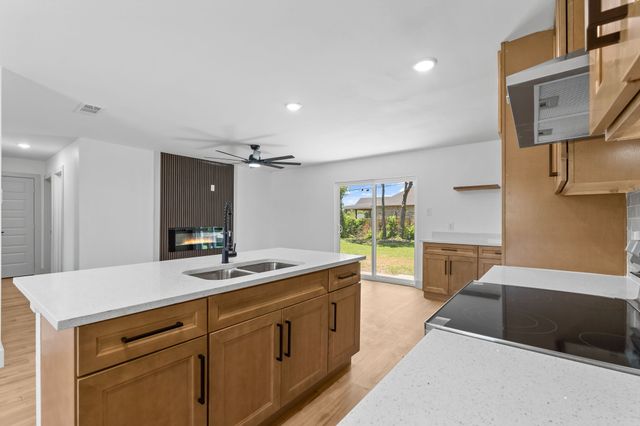 6505 Leaning Oaks Street, Dallas, TX 75241