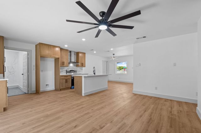 6505 Leaning Oaks Street, Dallas, TX 75241