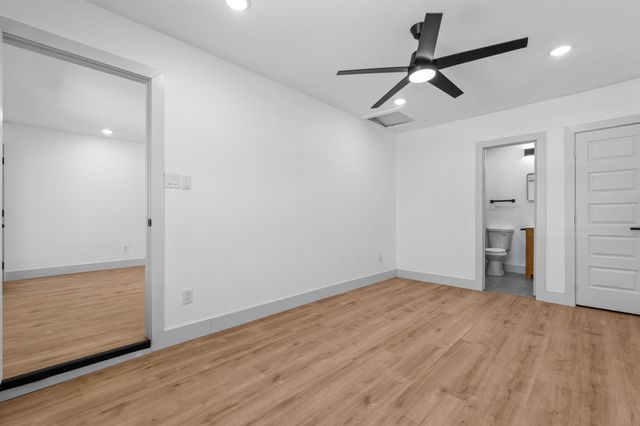 6505 Leaning Oaks Street, Dallas, TX 75241