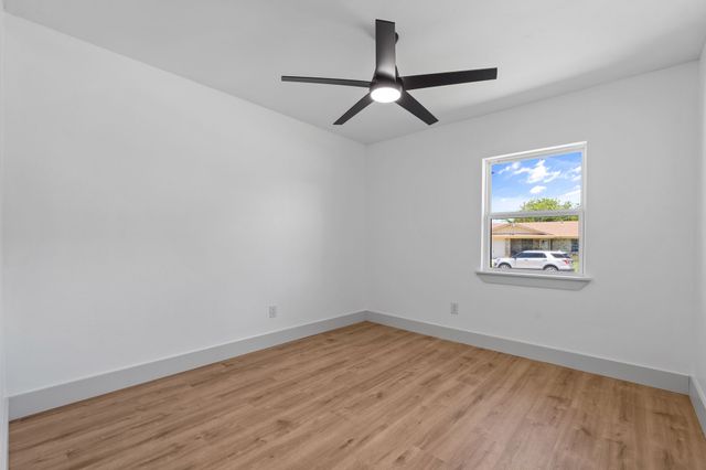 6505 Leaning Oaks Street, Dallas, TX 75241