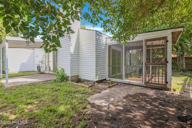 1505 Davis Street, Jacksonville, NC 28540