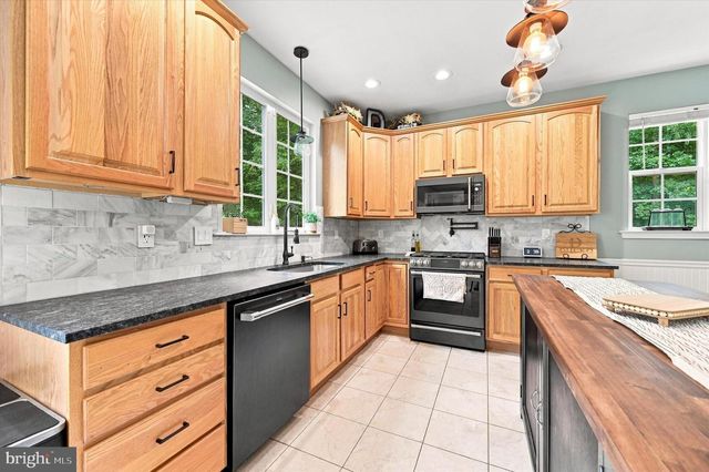 125 JAMIE LN, Coatesville, PA 19320