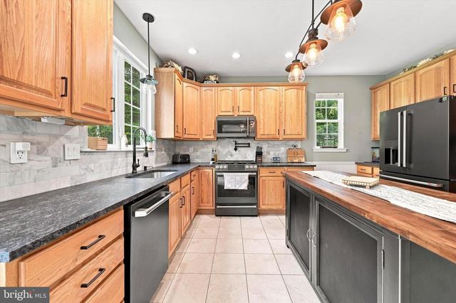 125 JAMIE LN, Coatesville, PA 19320