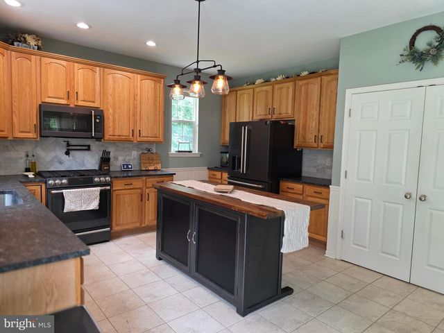 125 JAMIE LN, Coatesville, PA 19320