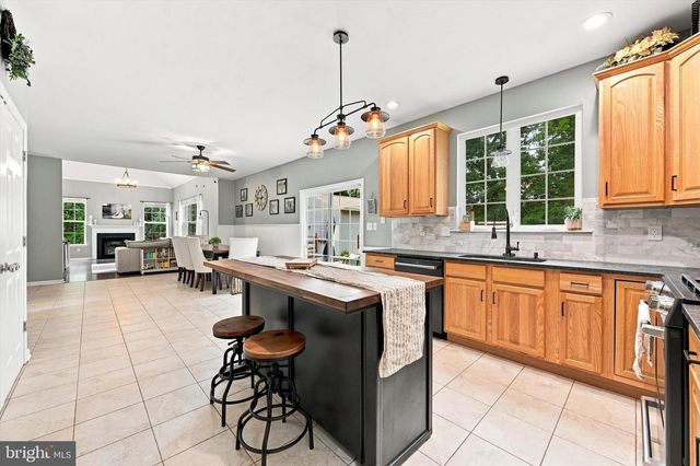 125 JAMIE LN, Coatesville, PA 19320