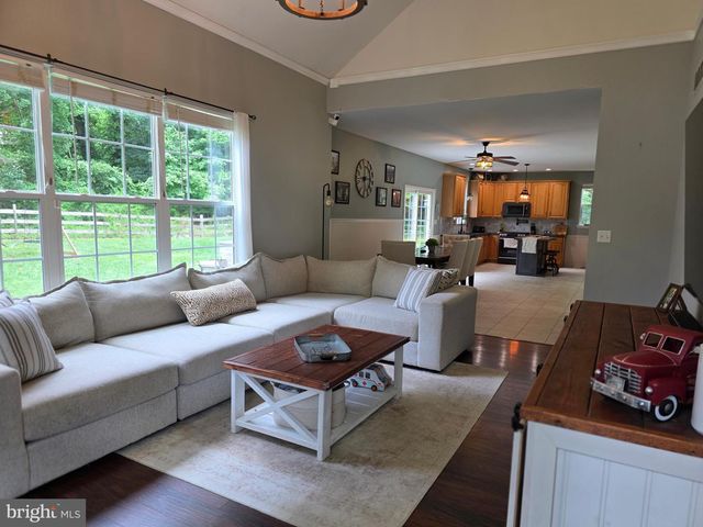 125 JAMIE LN, Coatesville, PA 19320