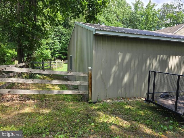 125 JAMIE LN, Coatesville, PA 19320