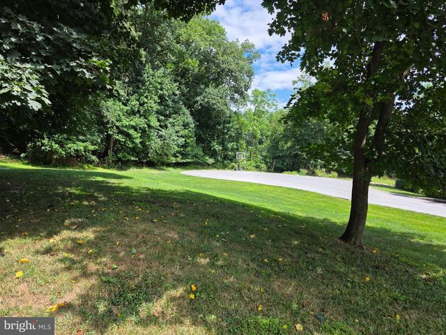 125 JAMIE LN, Coatesville, PA 19320