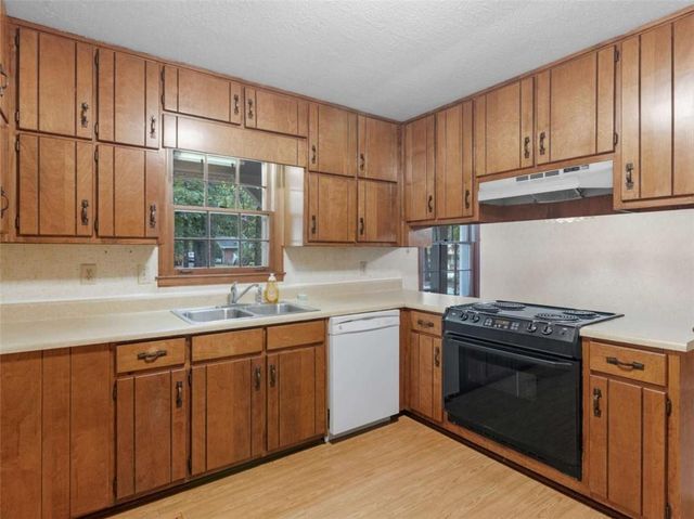 8294 Winston Way, Jonesboro, GA 30236