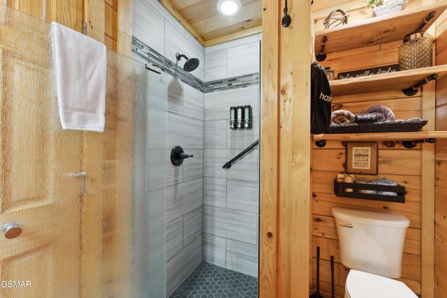 1314 Indian Court, Sevierville, TN 37876