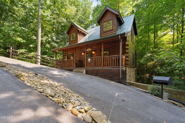 1314 Indian Court, Sevierville, TN 37876