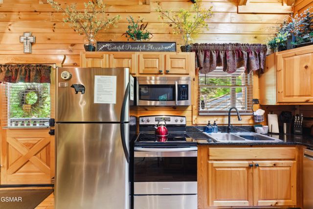 1314 Indian Court, Sevierville, TN 37876