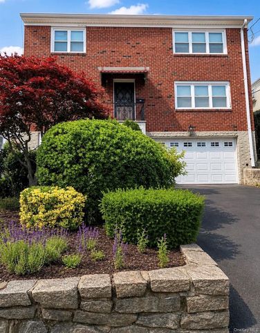 61 Mansion Avenue 2 Flr, Yonkers, NY 10704
