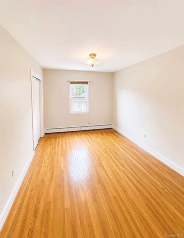 61 Mansion Avenue 2 Flr, Yonkers, NY 10704
