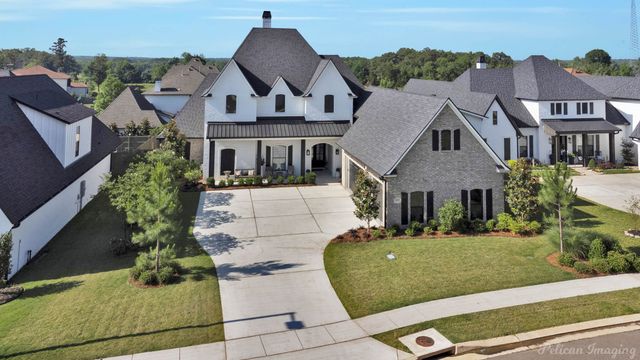 1113 Forest Trail Drive, Shreveport, LA 71106