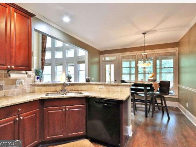7095 Wakehurst Place, Cumming, GA 30040