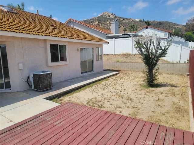6631 Huntsman, Jurupa Valley, CA 92509
