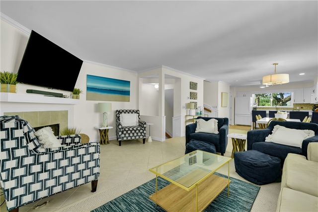 1308 Oak Street, St Simons Island, GA 31522