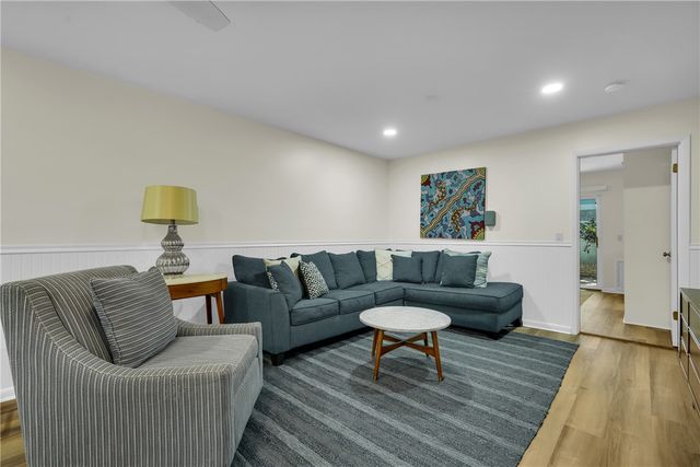 1308 Oak Street, St Simons Island, GA 31522