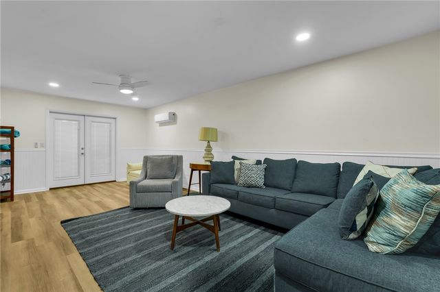 1308 Oak Street, St Simons Island, GA 31522