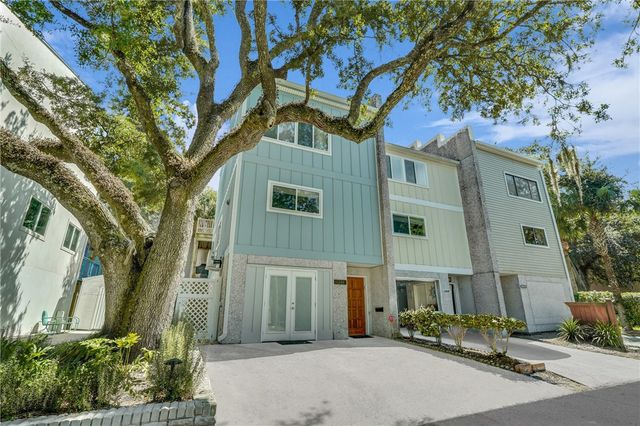 1308 Oak Street, St Simons Island, GA 31522