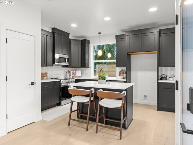 11075 Sw 61st Ave, Portland, OR 97219