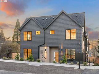 11075 Sw 61st Ave, Portland, OR 97219