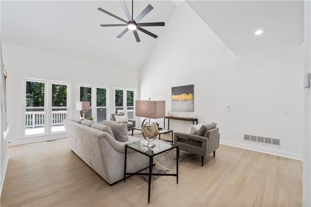 9890 Groomsbridge Road, Johns Creek, GA 30022