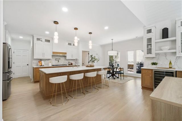 9890 Groomsbridge Road, Johns Creek, GA 30022