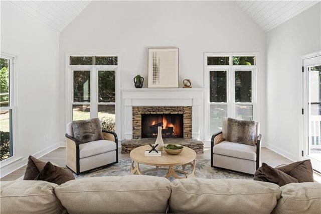 9890 Groomsbridge Road, Johns Creek, GA 30022