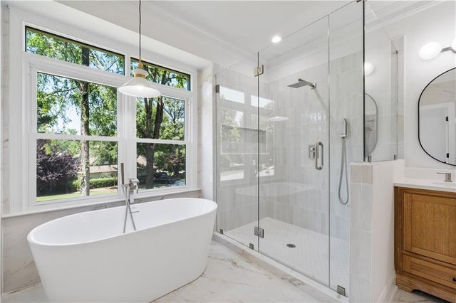 9890 Groomsbridge Road, Johns Creek, GA 30022