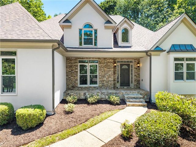 9890 Groomsbridge Road, Johns Creek, GA 30022