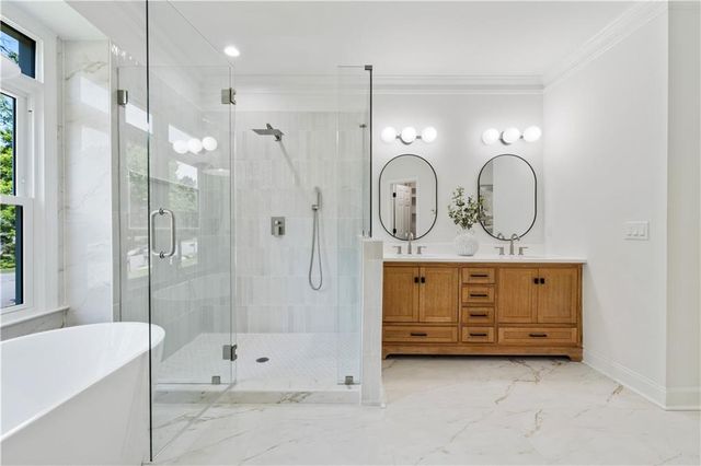 9890 Groomsbridge Road, Johns Creek, GA 30022