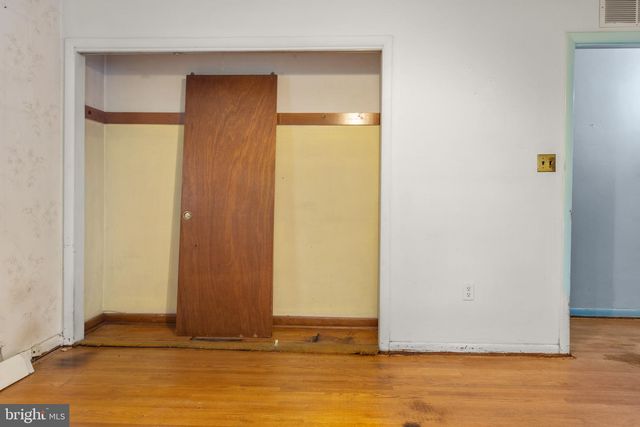 5809 N HAZELWOOD AVE, Baltimore, MD 21206
