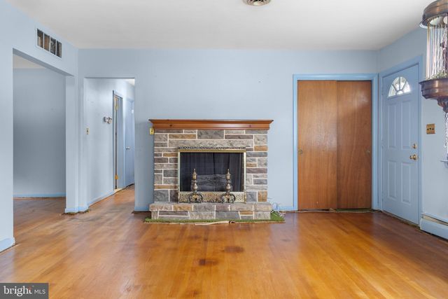 5809 N HAZELWOOD AVE, Baltimore, MD 21206