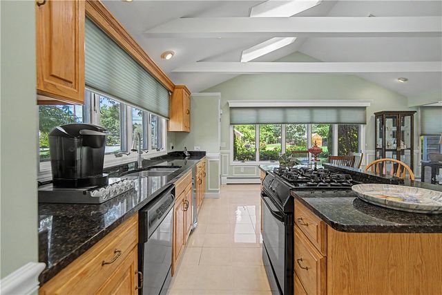 210 Wildflower Drive, Cranston, RI 02921