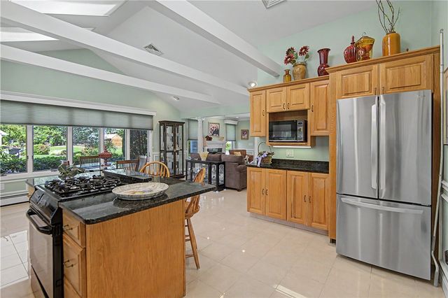 210 Wildflower Drive, Cranston, RI 02921