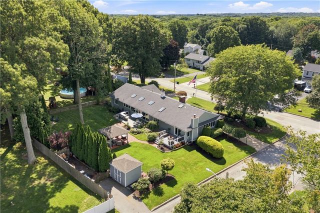 210 Wildflower Drive, Cranston, RI 02921