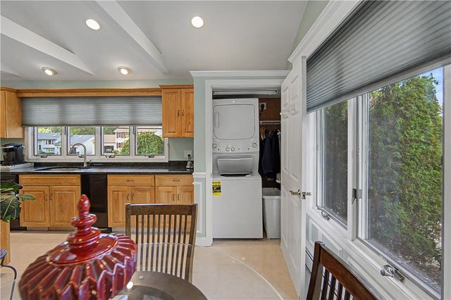 210 Wildflower Drive, Cranston, RI 02921