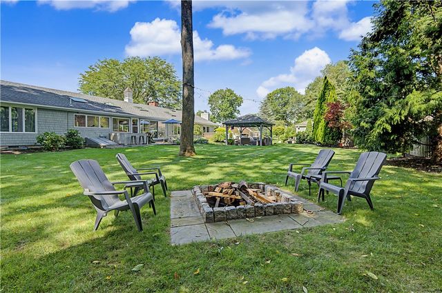 210 Wildflower Drive, Cranston, RI 02921