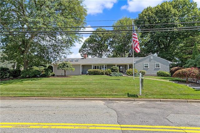 210 Wildflower Drive, Cranston, RI 02921