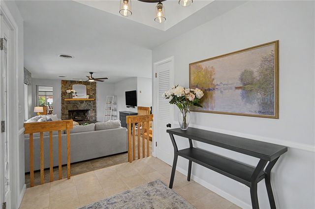 210 Wildflower Drive, Cranston, RI 02921