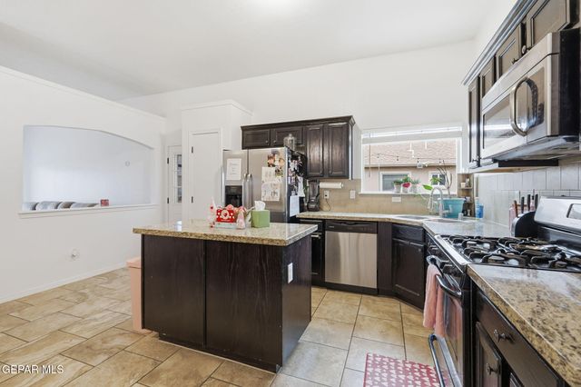 221 FLOR EUCHARIS Drive, Socorro, TX 79927