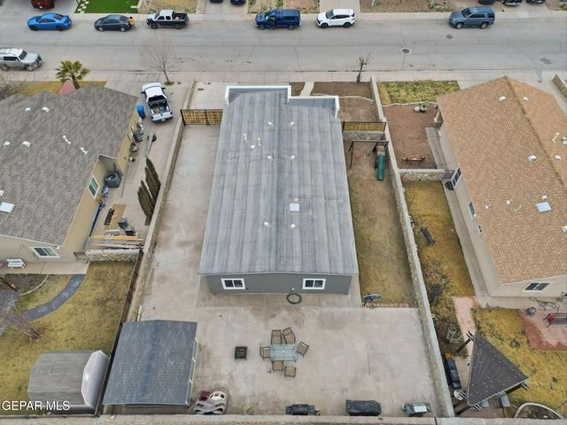 221 FLOR EUCHARIS Drive, Socorro, TX 79927