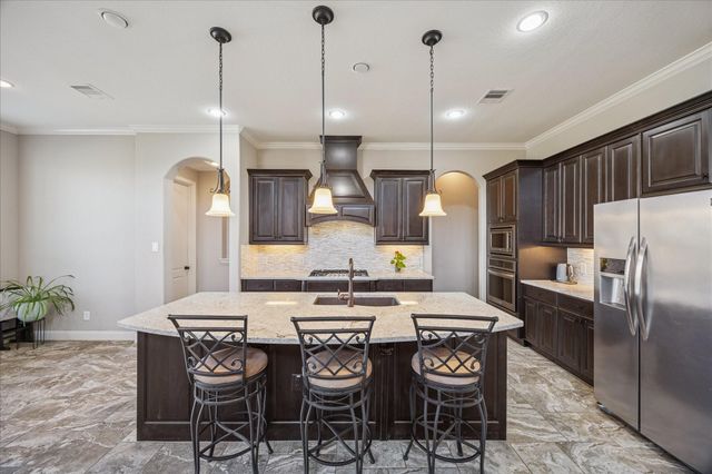 3525 Manor View Court, Pearland, TX 77584