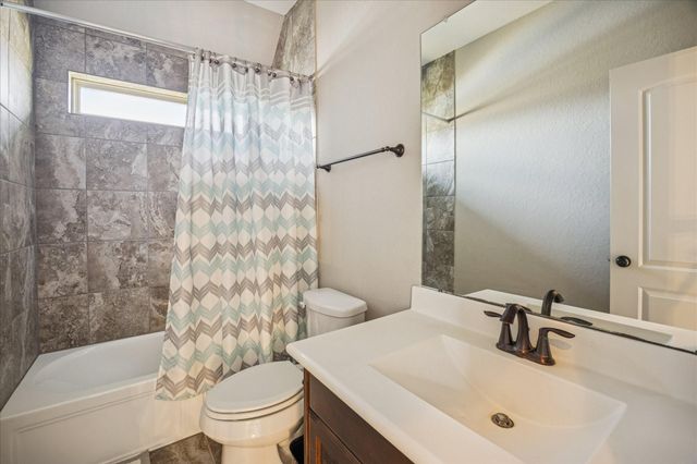 3525 Manor View Court, Pearland, TX 77584