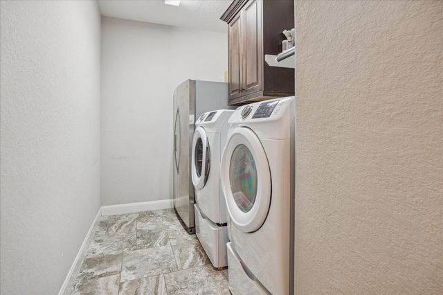 3525 Manor View Court, Pearland, TX 77584